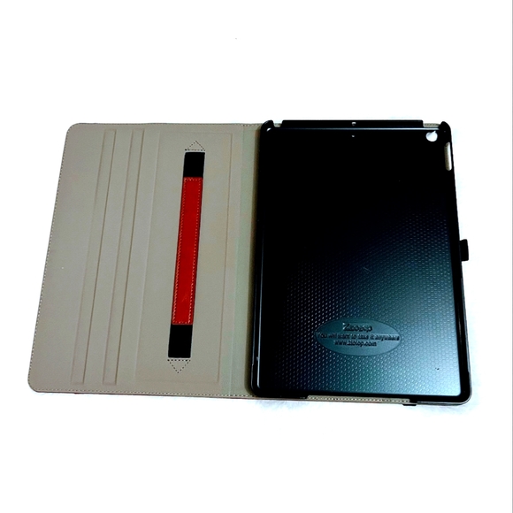 Leather iPad case + 2 Tempered Glass screen protectors - Picture 5 of 10